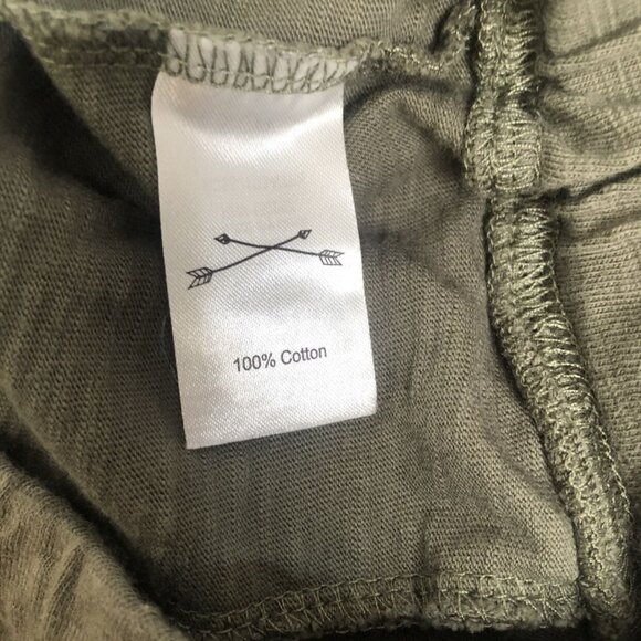 Rylee And Cru Size 4-5 Short - Picture 5 of 5